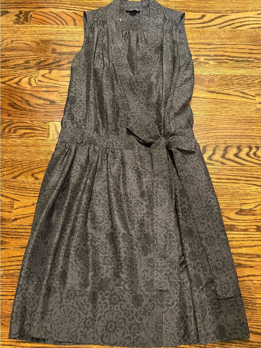 Theory Dark Gray Sleeveless Jacquard Tie-Waist Midi Dress